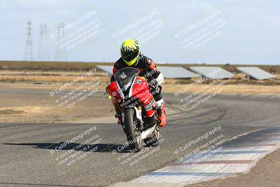 media/Nov-03-2024-TrackDaz (Sun) [[44580f4982]]/B Group/1220pm (Wheelie Bump)/